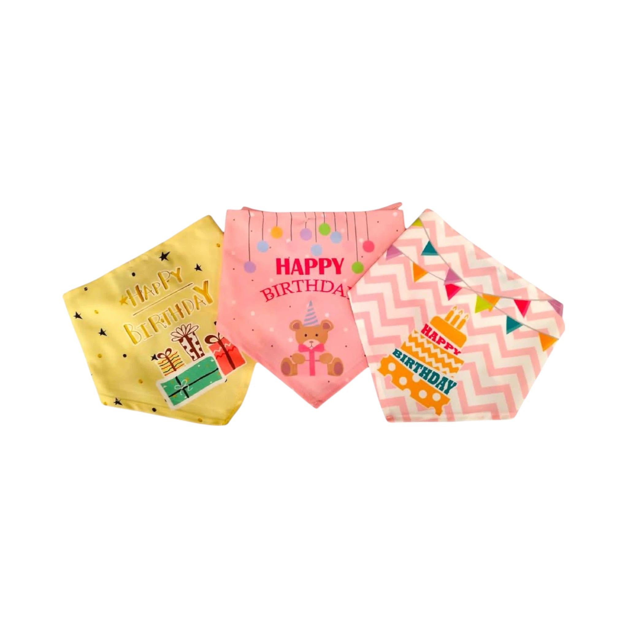 Pañuelo feliz cumpleaños Vista de tres pañuelos festivos para perros y gatos, en tonos rosa y amarillo, con diseños de pastel, regalos y frases de “feliz cumpleaños”