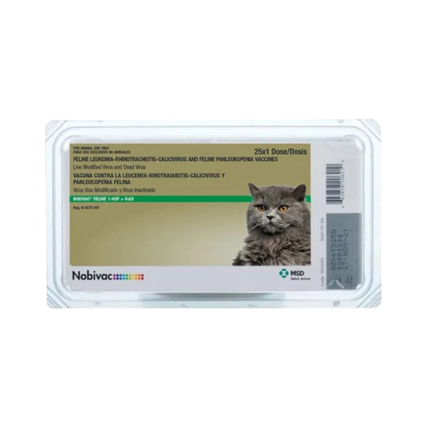 Frasco de vacuna Novibac Felino Cuádruple para prevenir leucemia, panleucopenia, rinotraqueítis y calicivirus en gatos desde las 9 semanas.