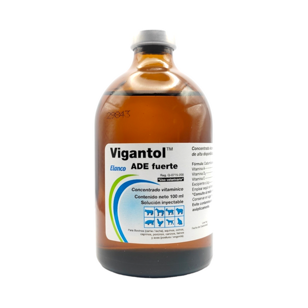 Frasco de 100 ml de Vigantol ADE Fuerte con alta concentración de vitaminas esenciales para animales de granja y compañía