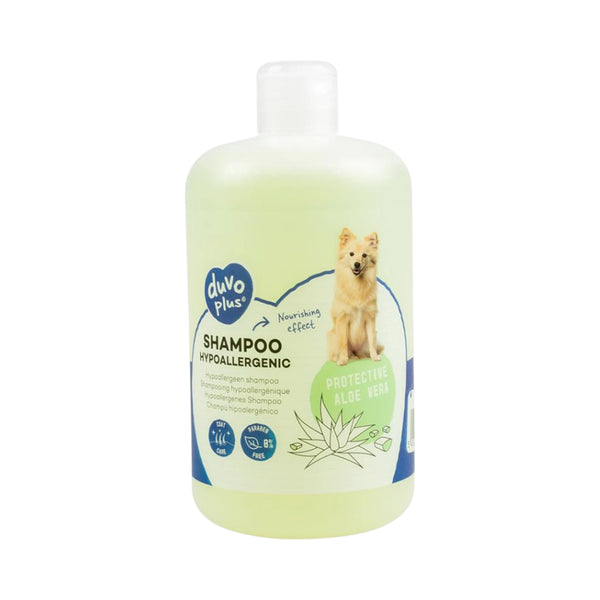 Envase del shampoo hipoalergénico Duvoplus para perros, fórmula con aloe vera, ideal para piel sensible