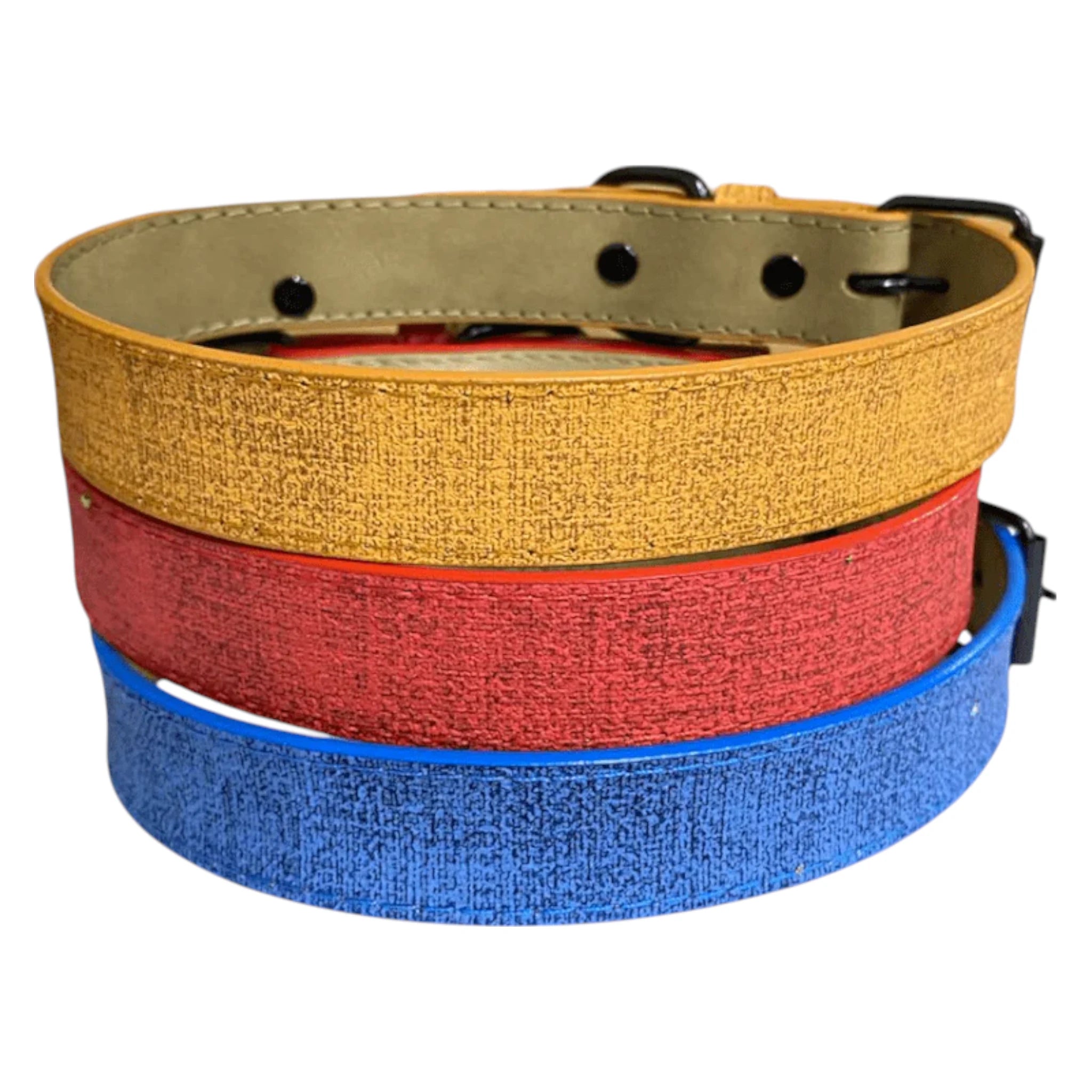 Collar de piel con perrito metálico