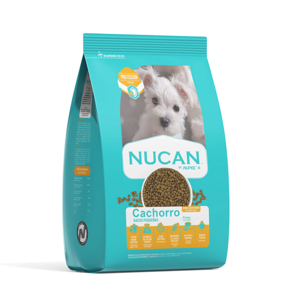 Empaque frontal de alimento Nucan para cachorros de razas pequeñas destacando el refuerzo al sistema inmune y desarrollo muscular.