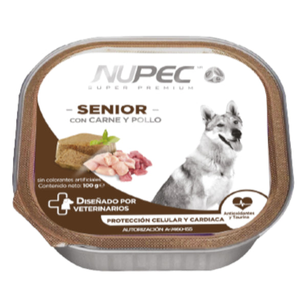 Lata de alimento húmedo Nupec Senior para perros de edad avanzada, formulado para la protección cardíaca y el fortalecimiento del sistema nervioso.