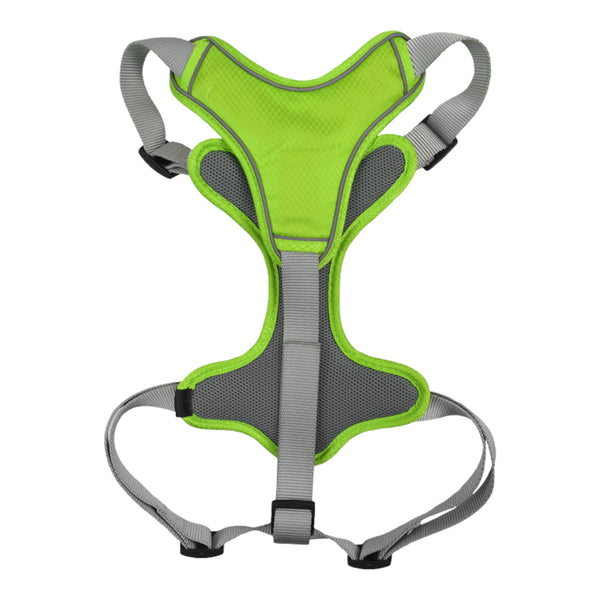 Primer plano del arnés para perro mostrando la malla acolchada y transpirable que evita el calor durante el paseo.