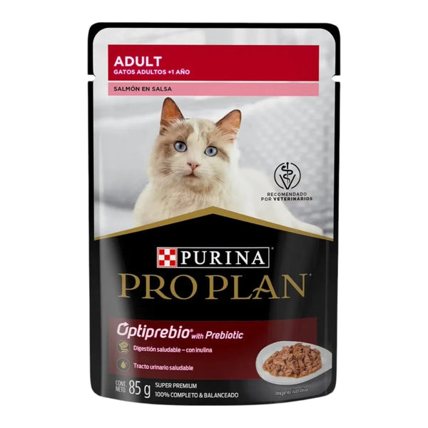 Sobre de 85 g de alimento húmedo Pro Plan sabor Salmón en Salsa para gatos adultos, con prebióticos e inulina que favorecen la digestión y un tracto urinario saludable.